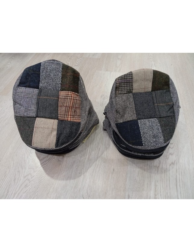 3315042 GORRA CUADROS